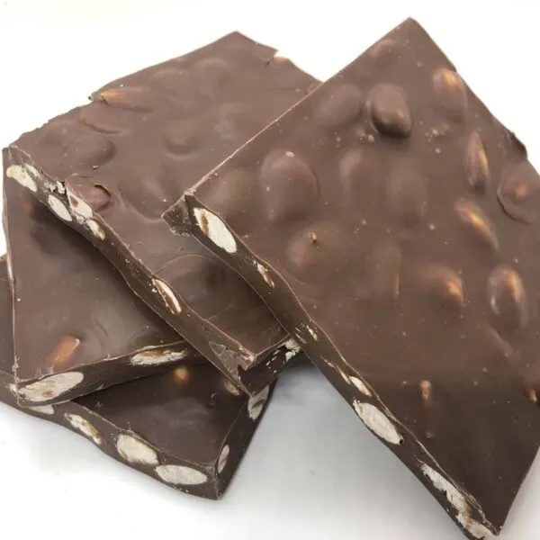 Chocolate con leche y frutos secos