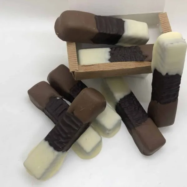 Alternative view of Tronco 3 chocolates