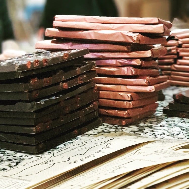 Fábrica artesanal de chocolate en Pampaneira, La Alpujarra, Abuela Ili Chocolates