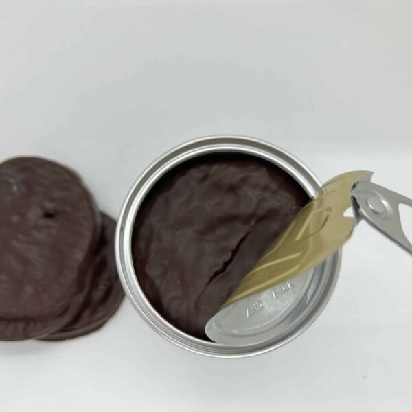 Alternative view of Lata de Naranjas Confitadas Bañadas en Chocolate Negro