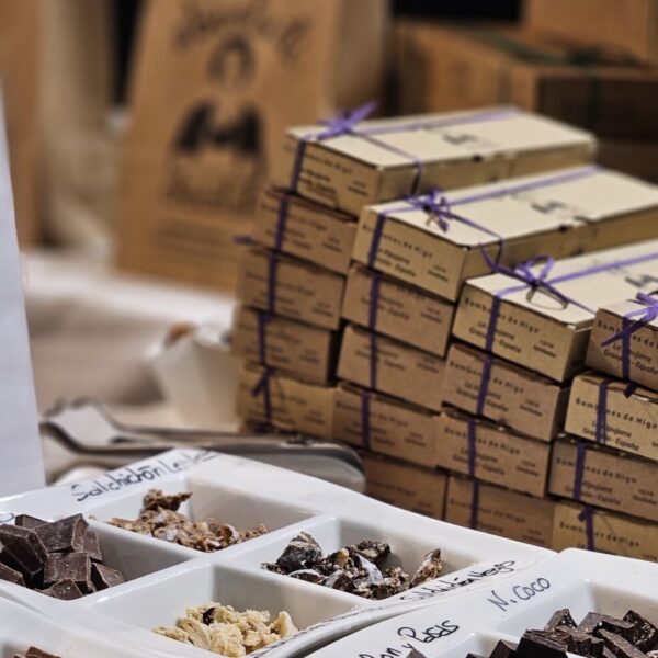 Alternative view of Surtido de 3 Chocolates Puros (80%, 90% y 100%)